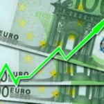 Официальный курс евро впервые в истории превысил 48 руб.
