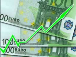 Официальный курс евро впервые в истории превысил 48 руб.