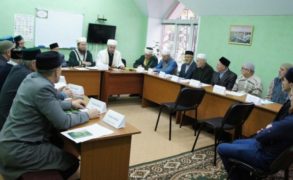Старейшие мусульмане просят придать татарскому языку статус государственного в РФ