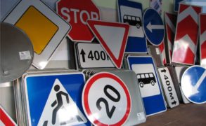 В России появятся новые дорожные знаки