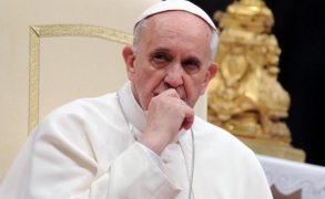 Клевета и фейковые новости: Папа Римский назвал смертные коммуникационные грехи