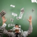 В Тольятти 69-летний мошенник украл 26 миллионов рублей