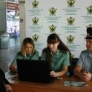 В Самаре судебные приставы провели на вокзале акцию «Узнай о своих долгах»