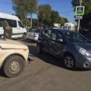 В Самаре на пересечении улиц Антонова-Овсеенко и Карбышевой образовалась пробка из-за ДТП