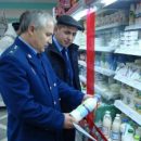В Самаре в двух магазинах торговали гнилыми продуктами